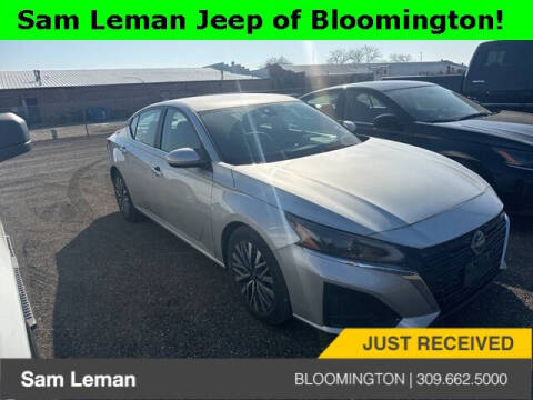 2023 Nissan Altima for sale at Sam Leman CDJR Bloomington in Bloomington IL