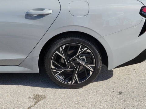2025 Kia K5