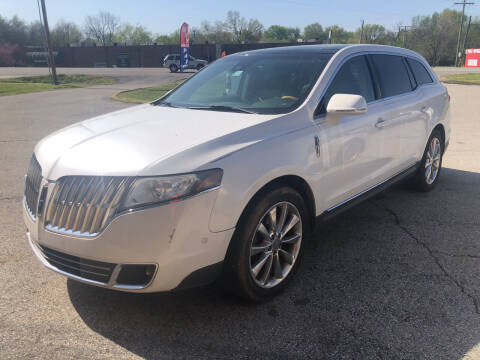 2011 Lincoln MKT for sale at S & H Motor Co in Grove OK