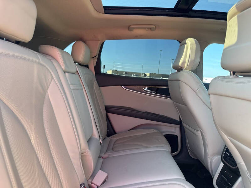 2020 Lincoln Nautilus Reserve