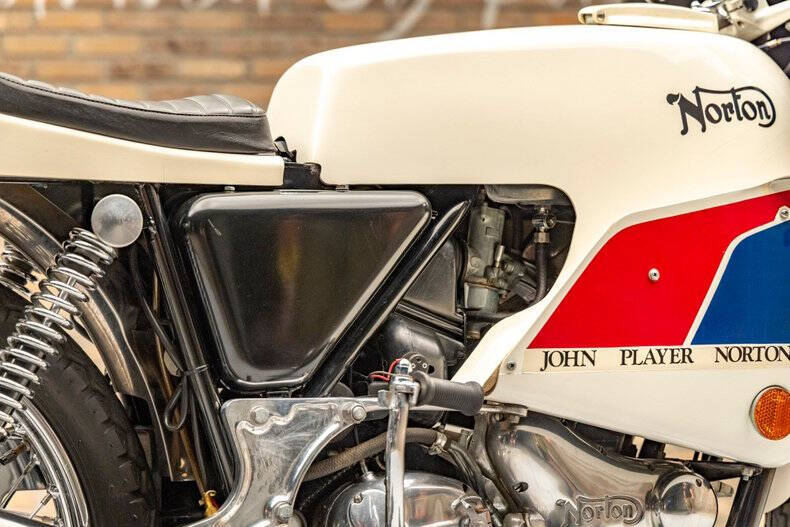 1974 Norton 850 John Player Special
