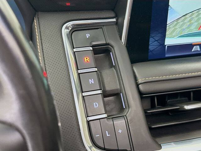 2023 GMC Yukon XL AT4