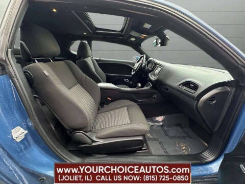 2021 Dodge Challenger SXT