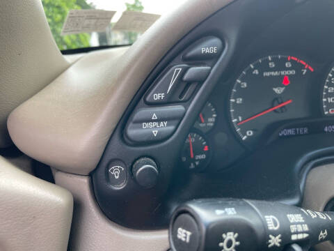 2004 Chevrolet Corvette