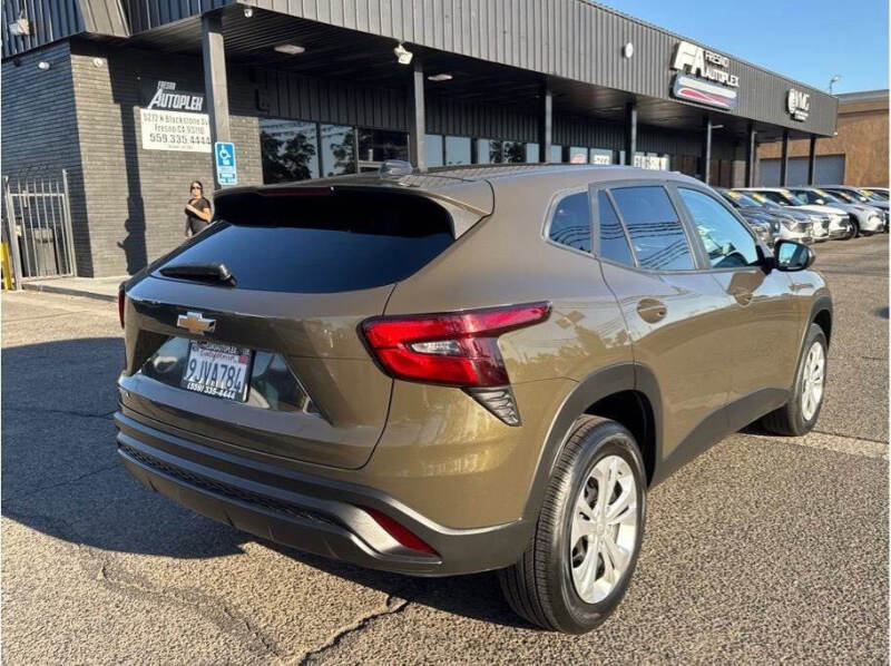2024 Chevrolet Trax LS