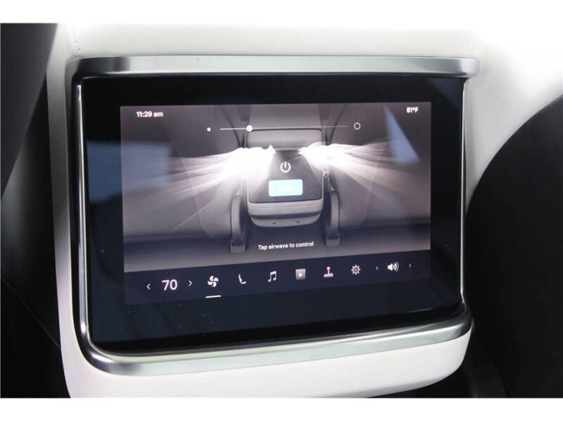 2022 Tesla Model S Plaid