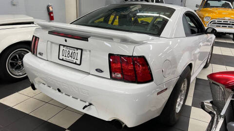 2001 Ford Mustang