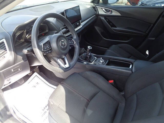 2018 Mazda MAZDA3 Sport