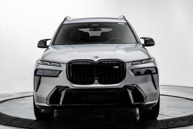 2023 BMW X7 M60i