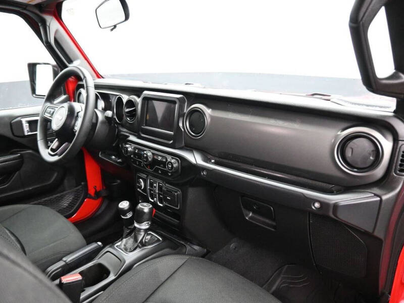 2023 Jeep Gladiator Sport