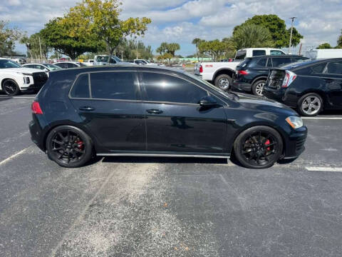 2017 Volkswagen Golf GTI S
