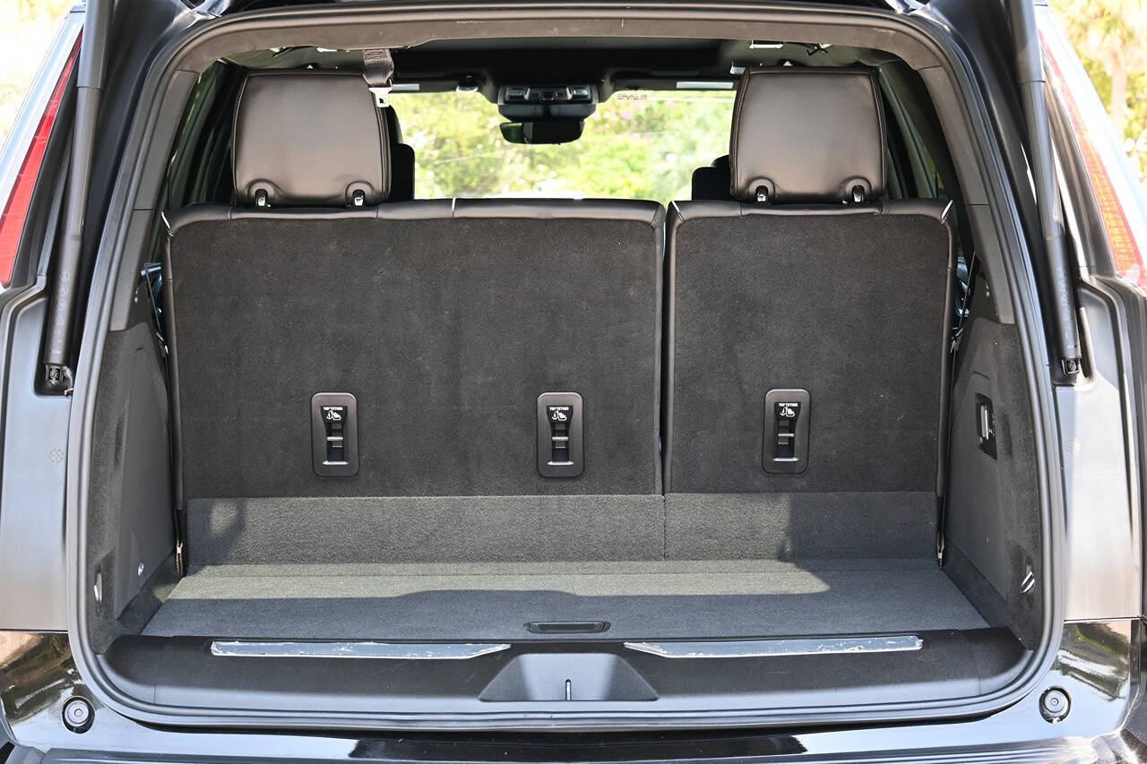 2022 Cadillac Escalade 13