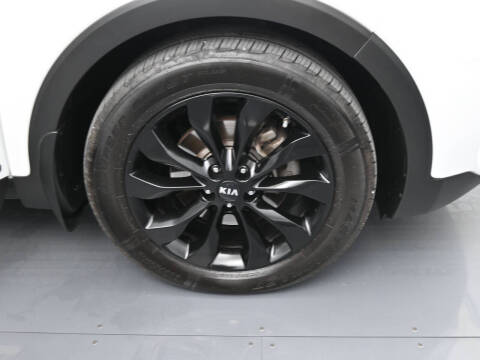 2020 Kia Sorento EX V6