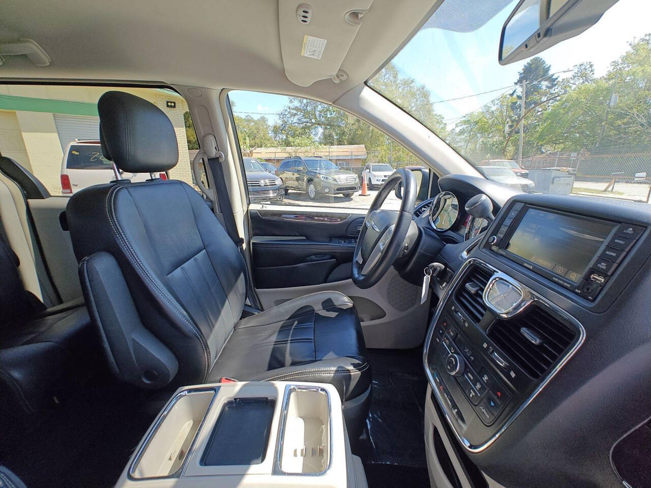 2016 Chrysler Town and Country for sale at EZ MOTOR ORLANDO in Orlando, FL