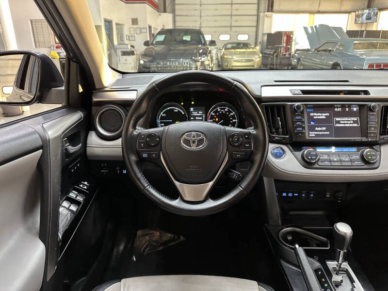 2016 Toyota RAV4 Hybrid Limited
