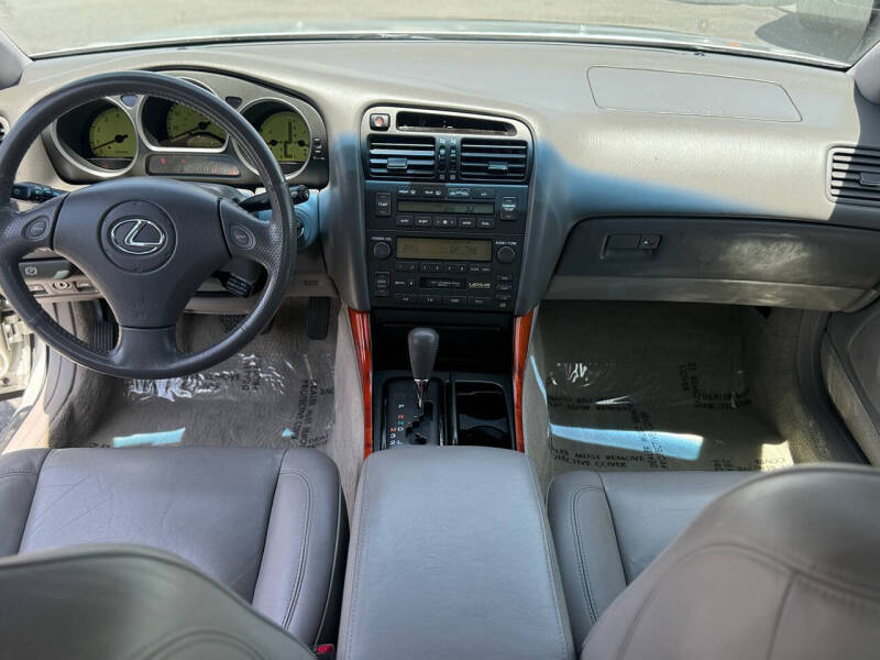 2004 Lexus GS 300