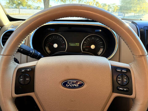 2010 Ford Explorer XLT