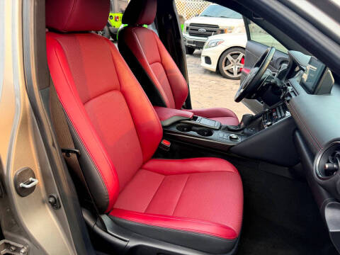 2023 Lexus IS 300