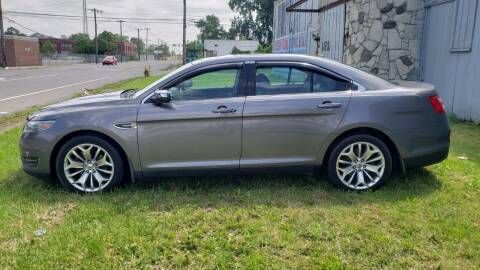 2013 Ford Taurus for sale at Yousif & Sons Used Auto in Detroit MI