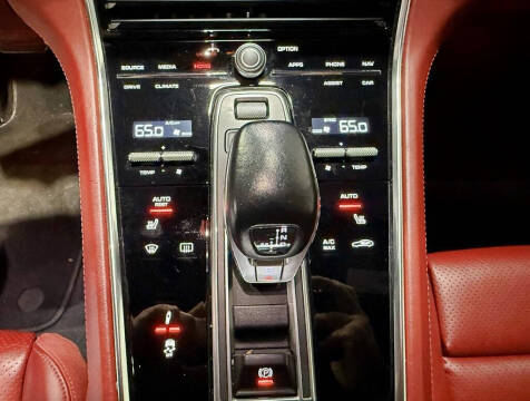 2017 Porsche Panamera Turbo