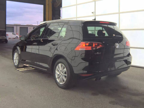 2016 Volkswagen Golf