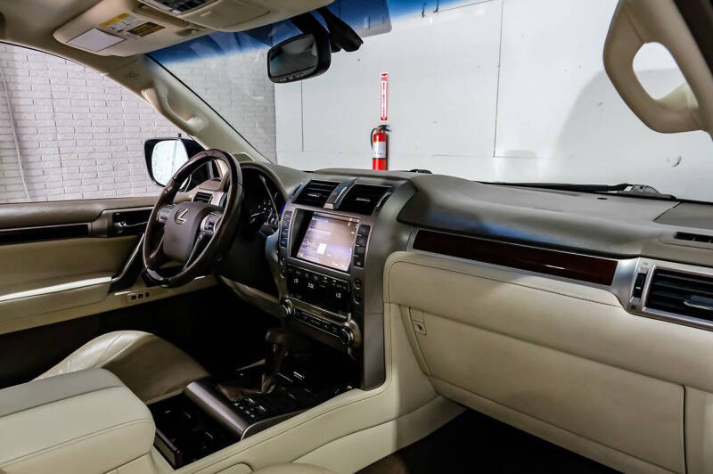 2017 Lexus GX 460