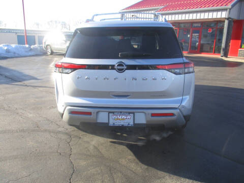 2024 Nissan Pathfinder Platinum