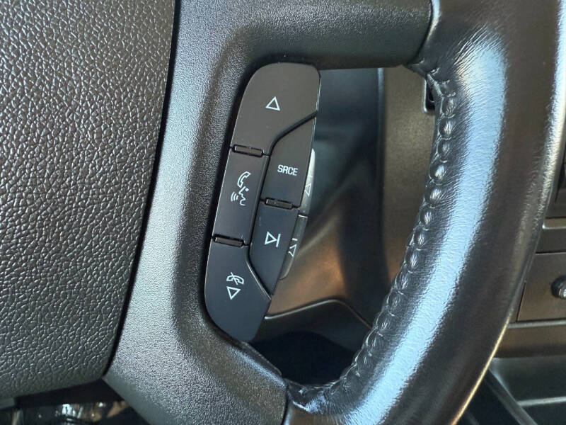 2023 Chevrolet Express LS 3500