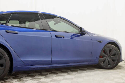 2023 Tesla Model S Plaid