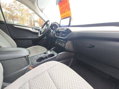 2021 Ford Escape Hybrid SE