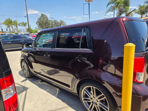 2013 Scion xB 10 Series