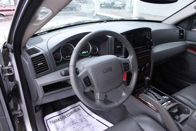 2007 Jeep Grand Cherokee Limited photo 11