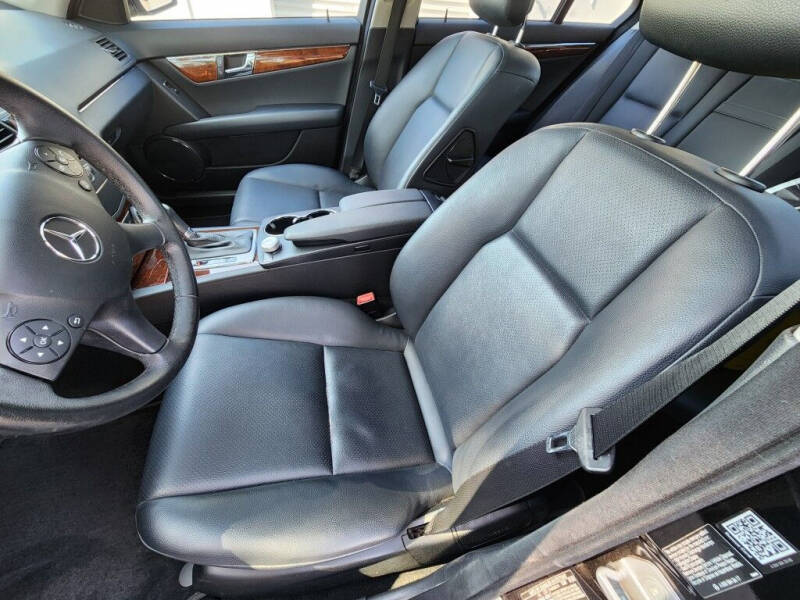 2009 Mercedes-Benz C-Class