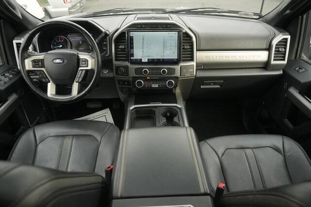 2022 Ford F-450 Super Duty Platinum