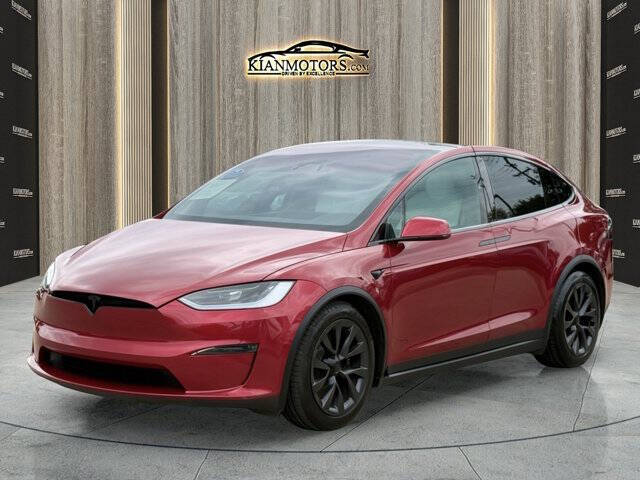 2023 Tesla Model X Standard Range