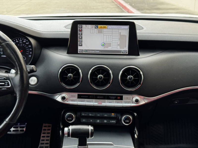 2020 Kia Stinger GT1