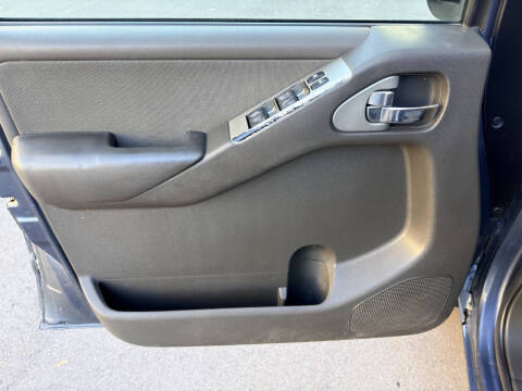 2006 Nissan Pathfinder LE