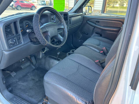 2003 GMC Sierra 2500HD Work Truck