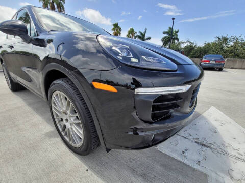2016 Porsche Cayenne S