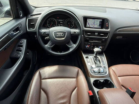 2017 Audi Q5 2.0T quattro Premium Plus