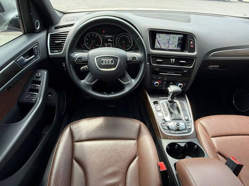 2017 Audi Q5 2.0T quattro Premium Plus