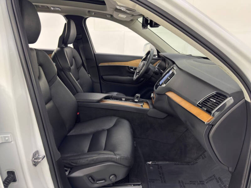 2022 Volvo XC90 Recharge T8 Inscription Expression 6P