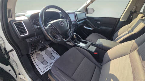 2022 Nissan Frontier SV