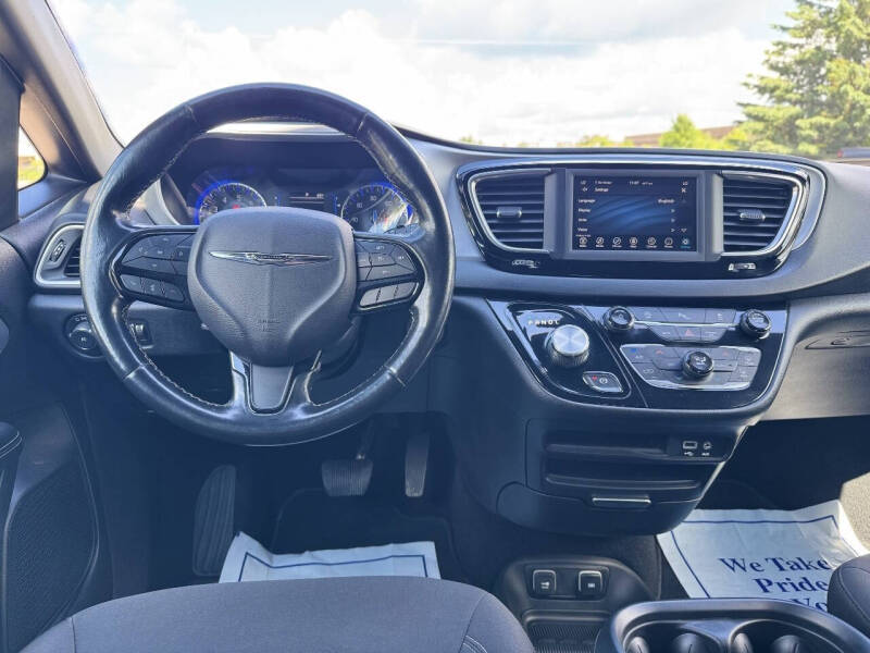 2020 Chrysler Pacifica Touring
