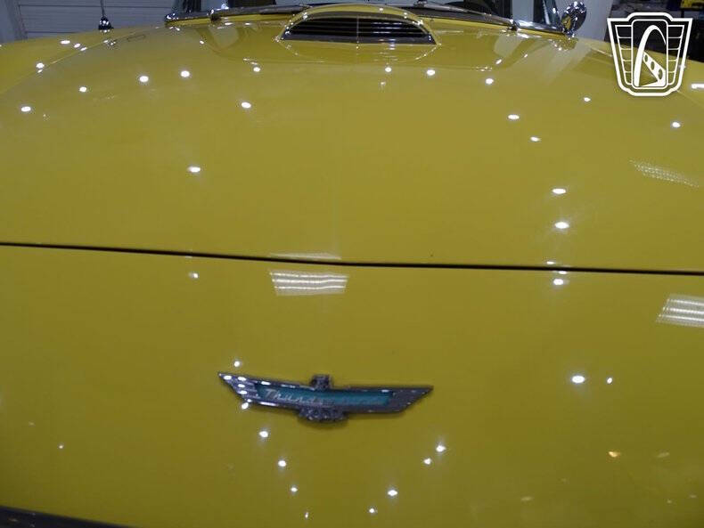 1957 Ford Thunderbird