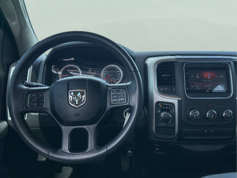 2020 RAM 1500 Classic SLT