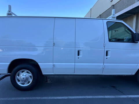 2011 Ford E-Series E-150