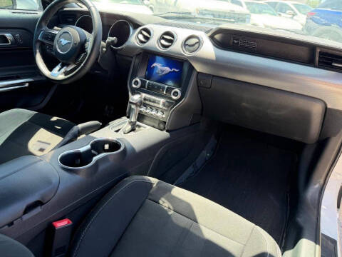 2020 Ford Mustang