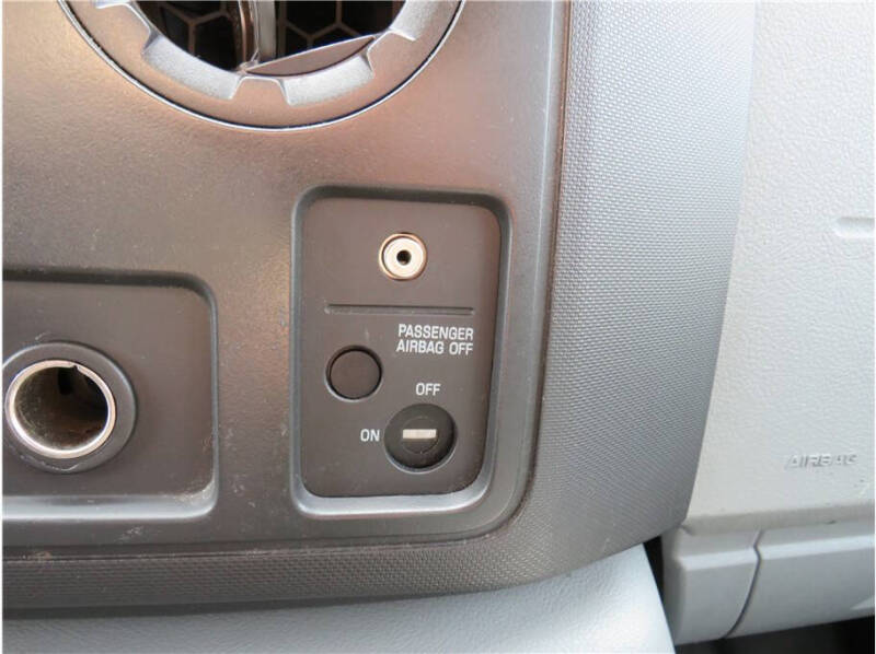 2013 Ford E-Series E-250