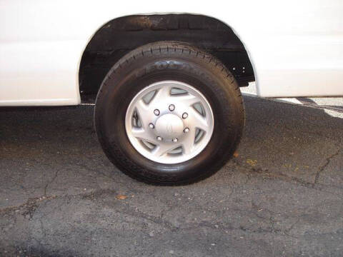 2011 Ford E-Series E-350 SD XLT